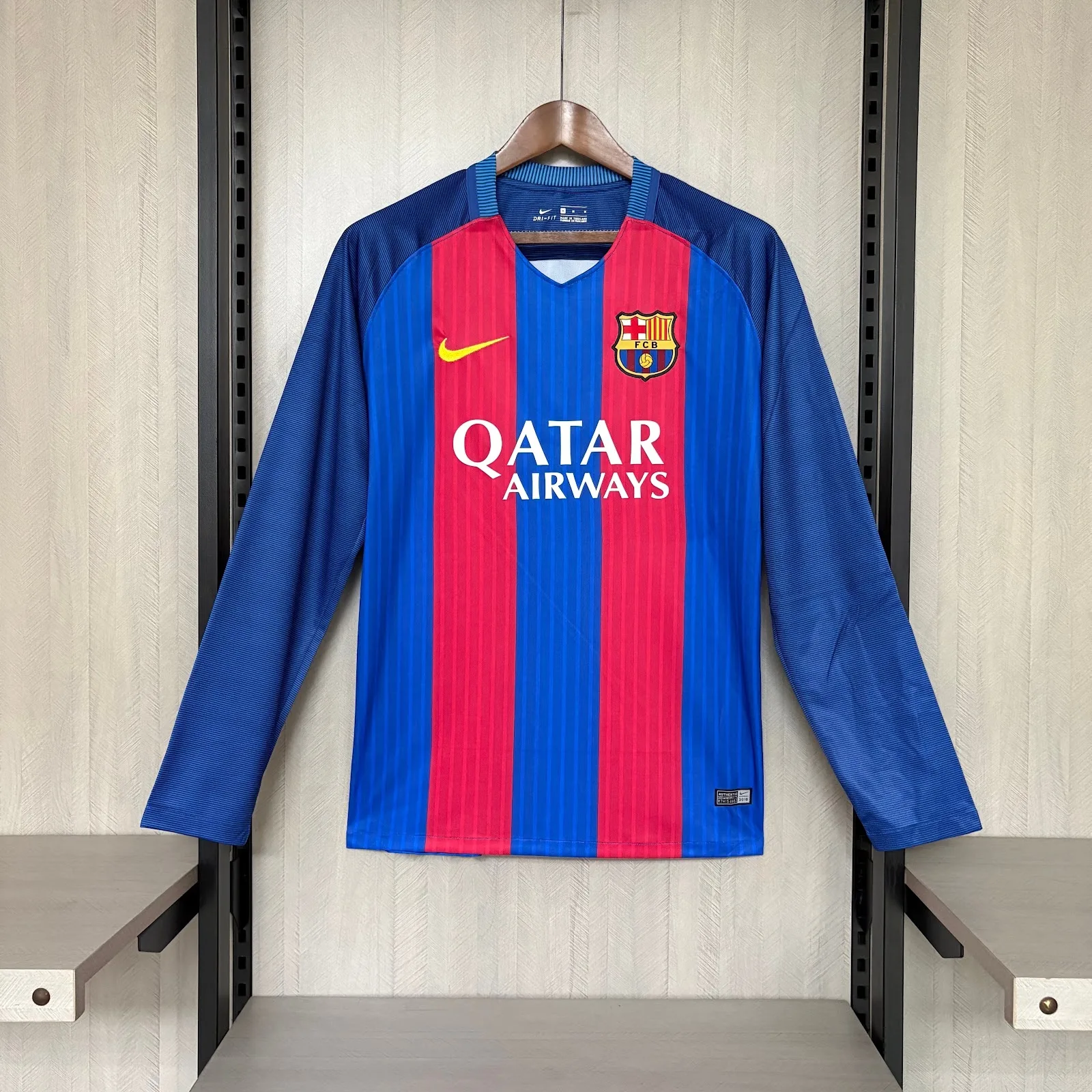 Camiseta Barcelona – Titular manga larga Retro – 2016-17