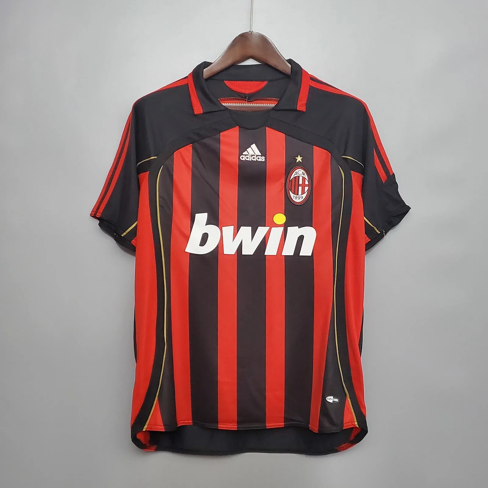 Camiseta AC Milan – Titular Retro – 2006-27