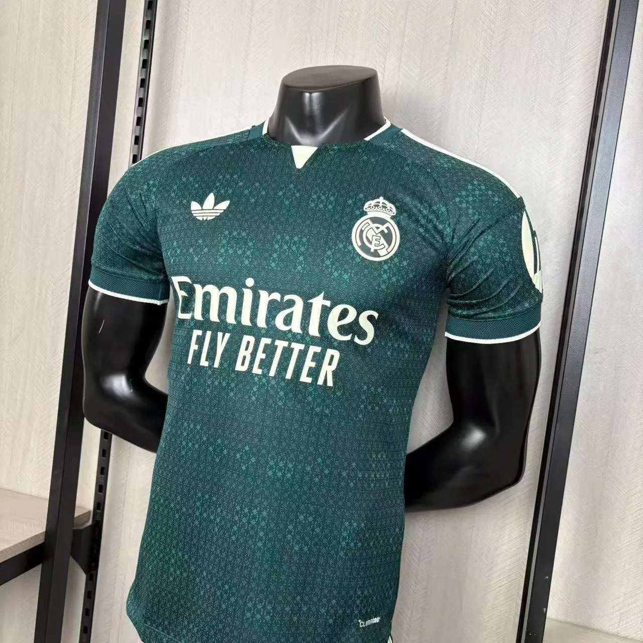 Camiseta Real Madrid – Visitante versión jugador – 2026-27